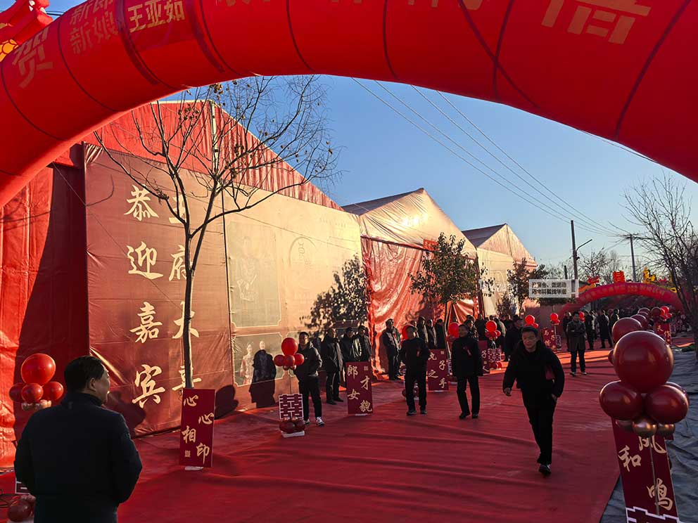 婚禮篷房租賃紅色篷房是更合適的一個選擇